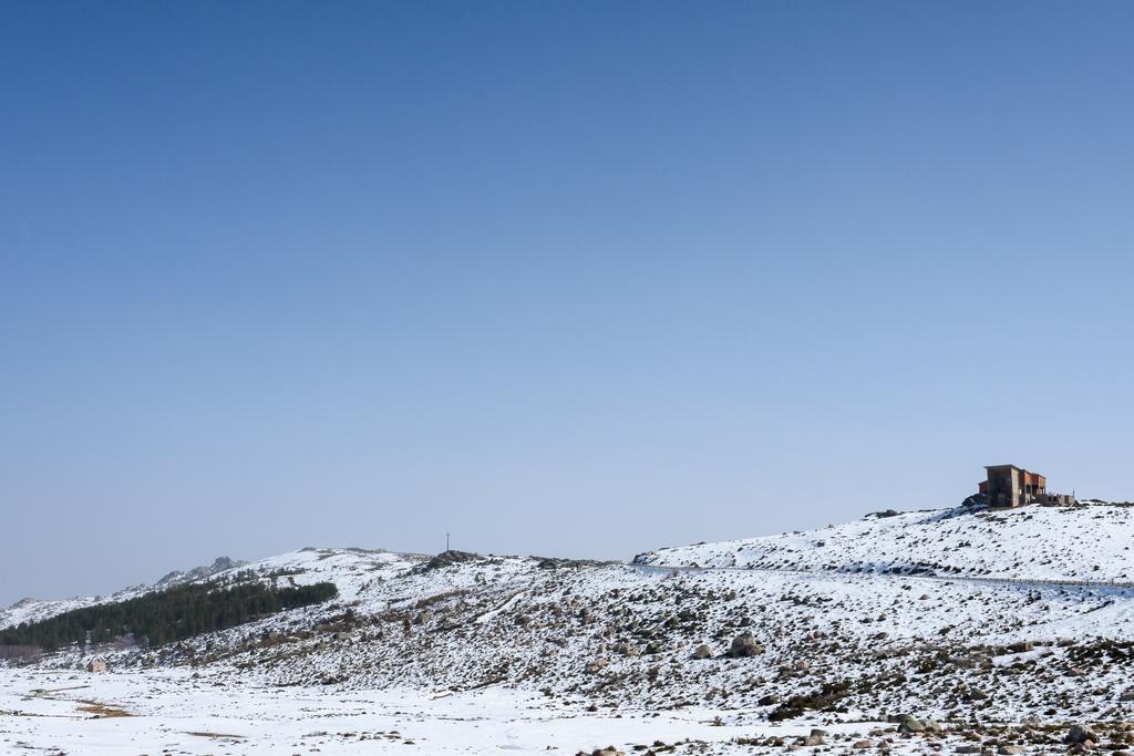 Luna Chalets Da Montanha - Serra Da Estrela Covilha Luaran gambar